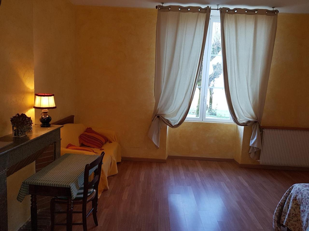 Golf de TEYNAC Bed and Breakfast Beychac-et-Caillau Buitenkant foto